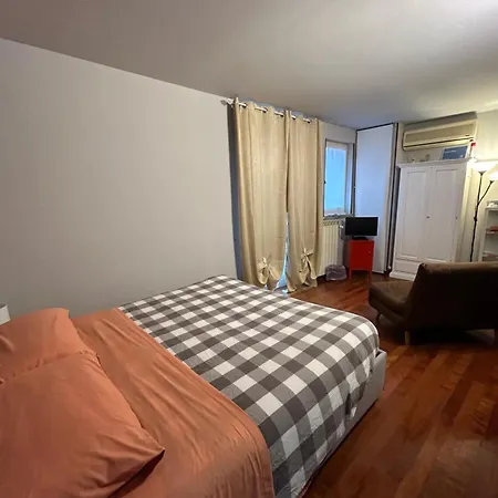 Sandro's Apartman Bergamo