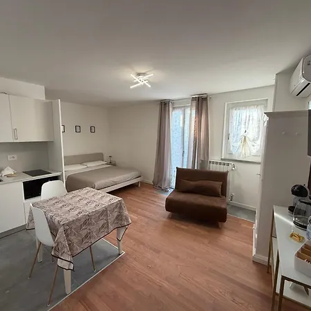 アパート Sandro's ベルガモ